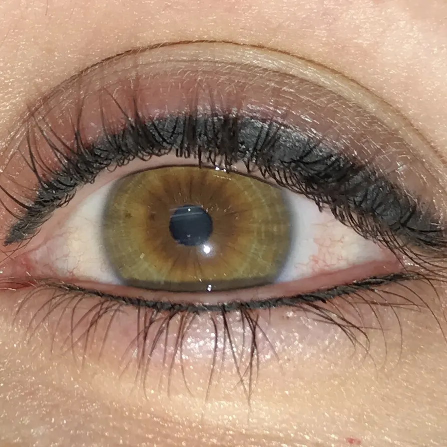 Primer plano mujer línea inferior hechas por kimberly cala en bucaramanga